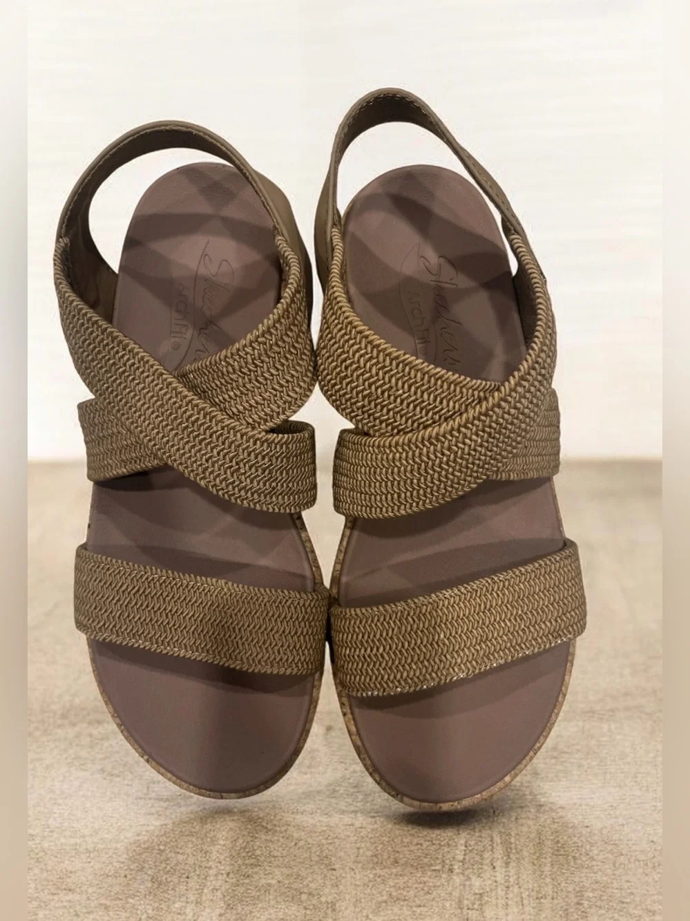 Skechers Arch Fit Beverlee Love Stays Wedge Sandals, Women’s size 7 Tan